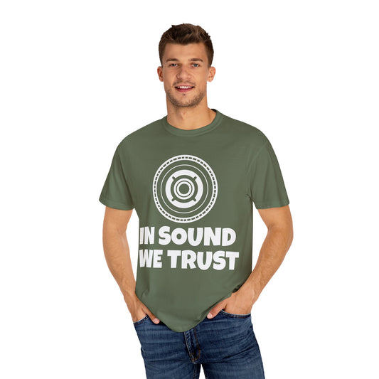 In sound we trust Unisex T-shirt - In Sound We Trust